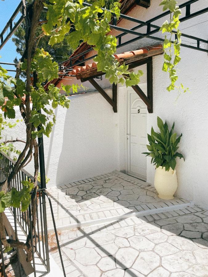 ترولو Villa Elpiniki المظهر الخارجي الصورة